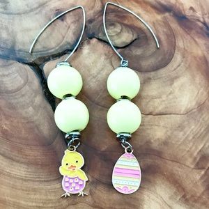 🆕Easter Egg and Baby Chick Dangle Earrings